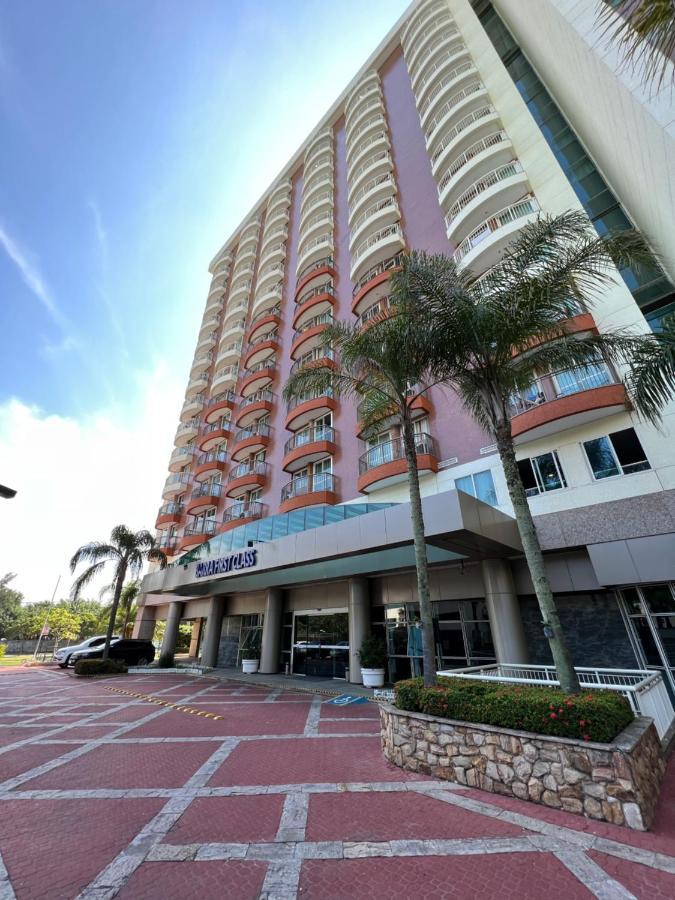 Aparthotel Flat Com Vista Panoramica -15- Na Barra Da Tijuca - Estacionamento Gratuito - Frigobar - Ar Condicionado - Piscina - Academia - Balsa Gratis - Varanda - Vista Parcial Mar E Lagoa