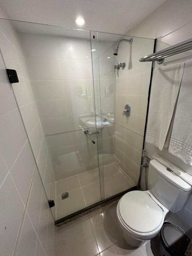 Aparthotel Flat Com Vista Panoramica -15- Na Barra Da Tijuca - Estacionamento Gratuito - Frigobar - Ar Condicionado - Piscina - Academia - Balsa Gratis - Varanda - Vista Parcial Mar E Lagoa