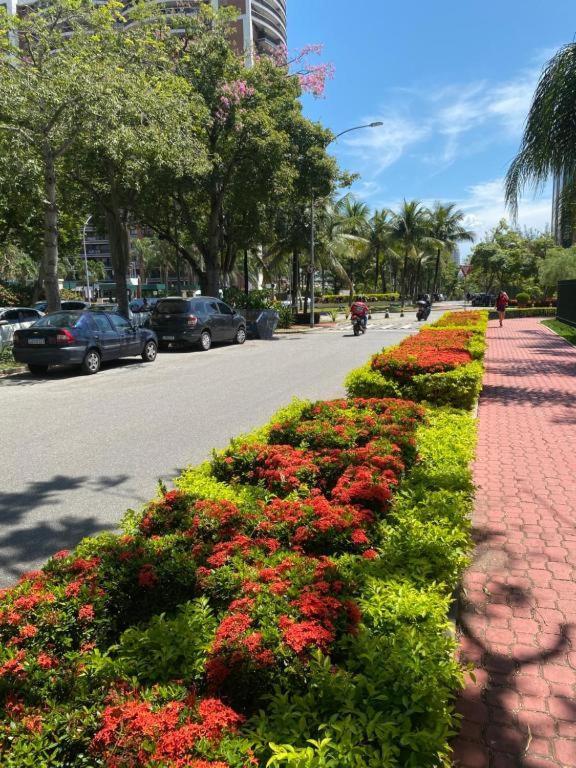 Flat Com Vista Panoramica -15- Na Barra Da Tijuca - Estacionamento Gratuito - Frigobar - Ar Condicionado - Piscina - Academia - Balsa Gratis - Varanda - Vista Parcial Mar E Lagoa Aparthotel Rio de Janeiro