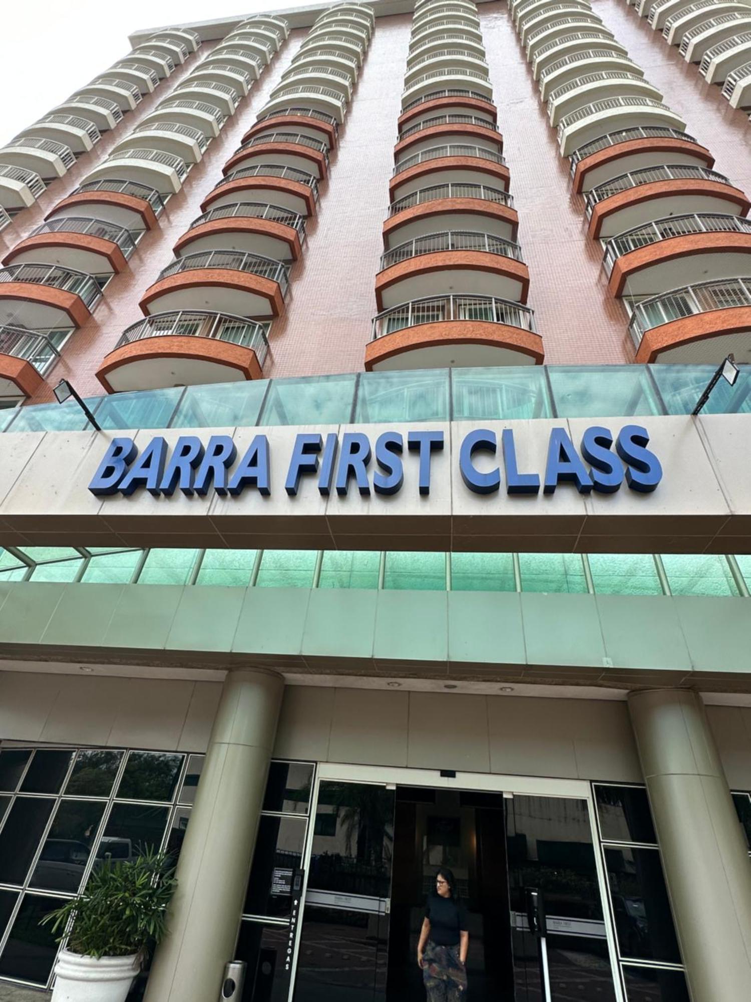 Aparthotel Flat Com Vista Panoramica -15- Na Barra Da Tijuca - Estacionamento Gratuito - Frigobar - Ar Condicionado - Piscina - Academia - Balsa Gratis - Varanda - Vista Parcial Mar E Lagoa