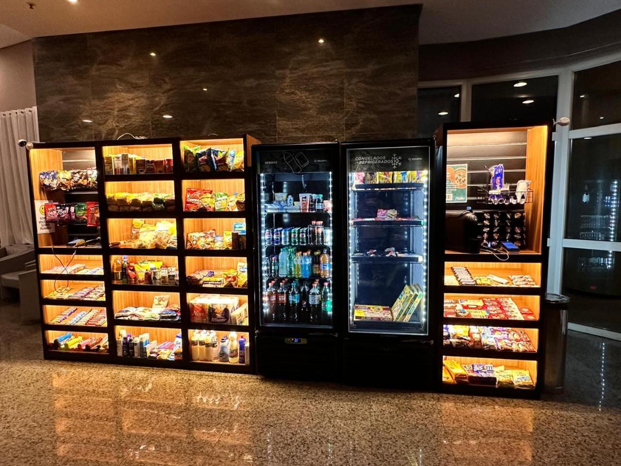 Flat Com Vista Panoramica -15- Na Barra Da Tijuca - Estacionamento Gratuito - Frigobar - Ar Condicionado - Piscina - Academia - Balsa Gratis - Varanda - Vista Parcial Mar E Lagoa